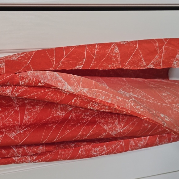 Trouve sz lg skirt coral color - Picture 2 of 4